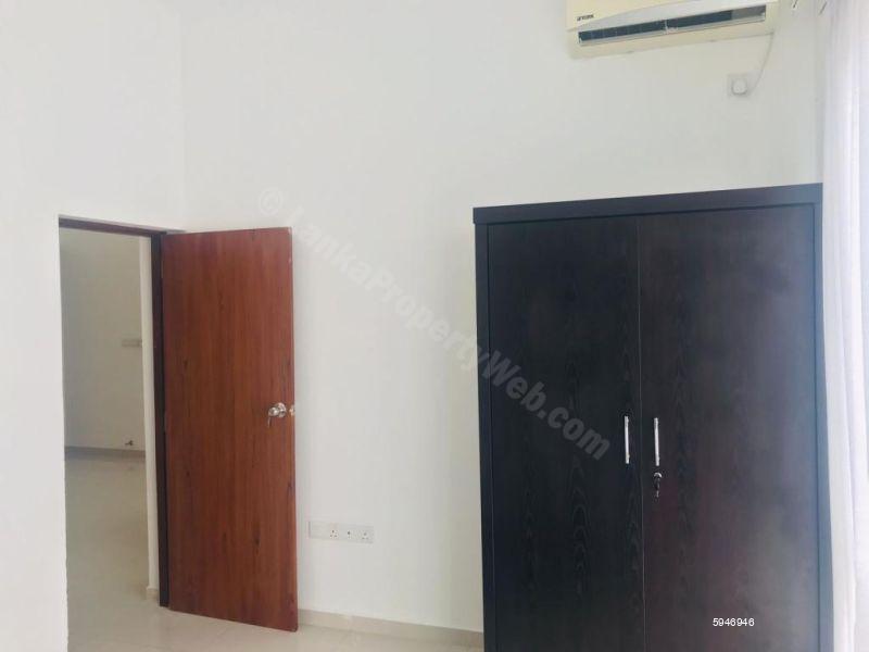 Apartment for rent in Colombo 7
