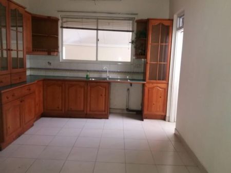 Kitchen - Two-Storey Twin House for Rent - Greenpath, Colombo 3 | LKR 700,000 (EM1057)