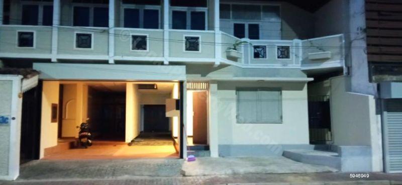 Exterior - House for rent in Colombo 3