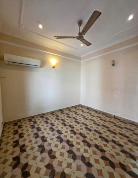 Bedroom - 4 Bedroom Two-Storey House for Rent - Dehiwala, 150 m to Galle Road | LKR 325,000 (EM1058)