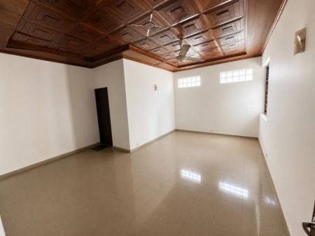 Kitchen - 5 Bedroom House with Land for Sale - Pathalawatha Road, Nedimala, Dehiwela | LKR 139.23 Million (EM1068)