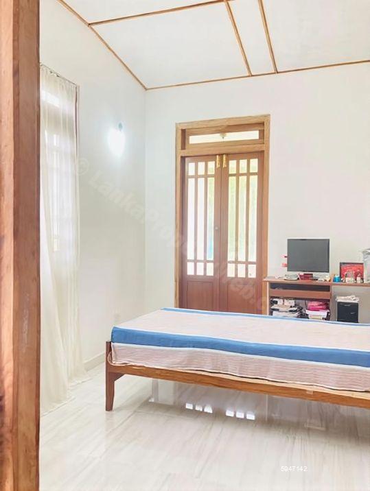House for sale in Athurugiriya