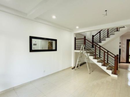 Living Room - (MH508) Brand New Luxury Two Storey House for Sale in Hokandara