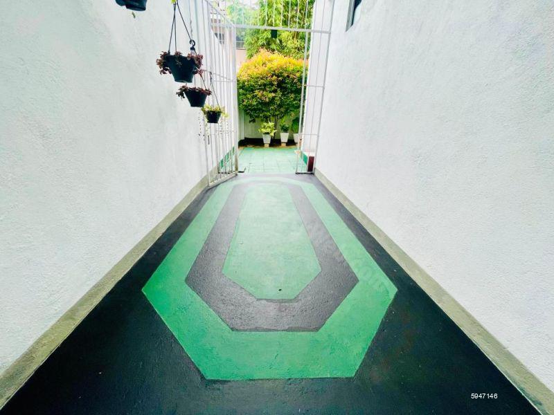 House for sale in Malabe