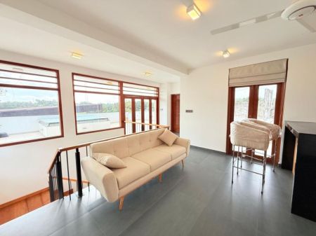 Living Room - (DH842) Three Storey Luxury Furnished House for Sale in Pannipitiya
