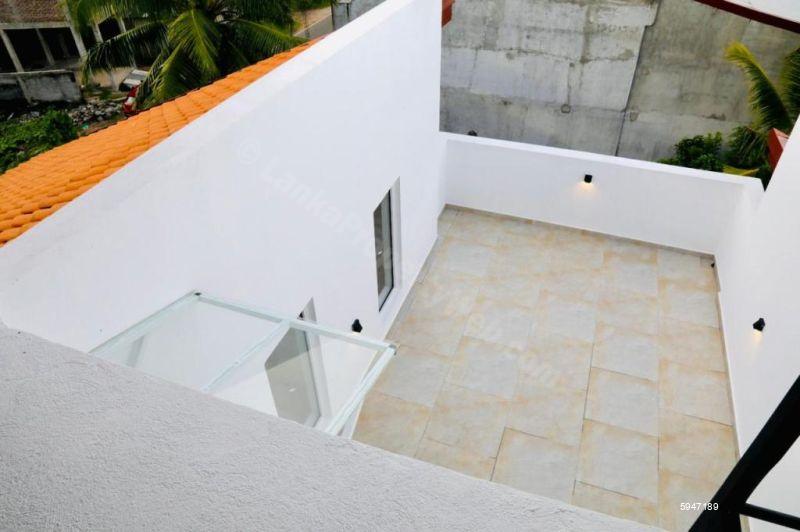 House for sale in Polgasowita