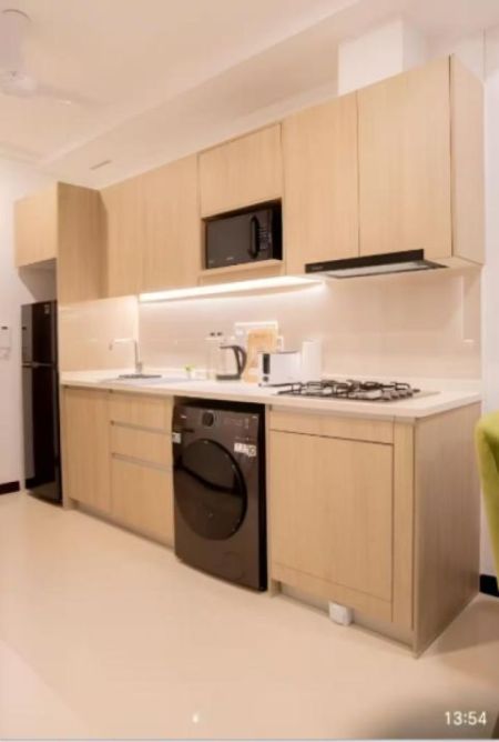Kitchen - Luxury 1-Bedroom Apartment at TRI-ZEN – Colombo 2