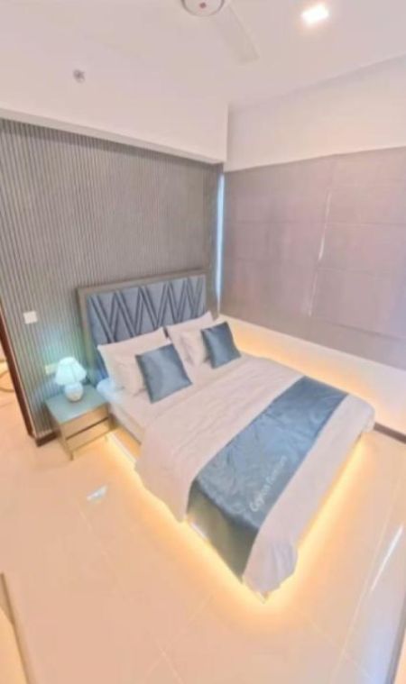 Bedroom - Luxury 1-Bedroom Apartment at TRI-ZEN – Colombo 2