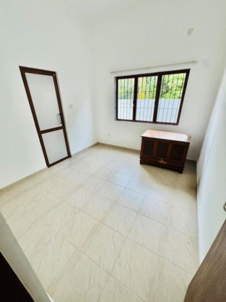Bedroom - House Property  For  Sale  In Kaduwela –code  Add  995