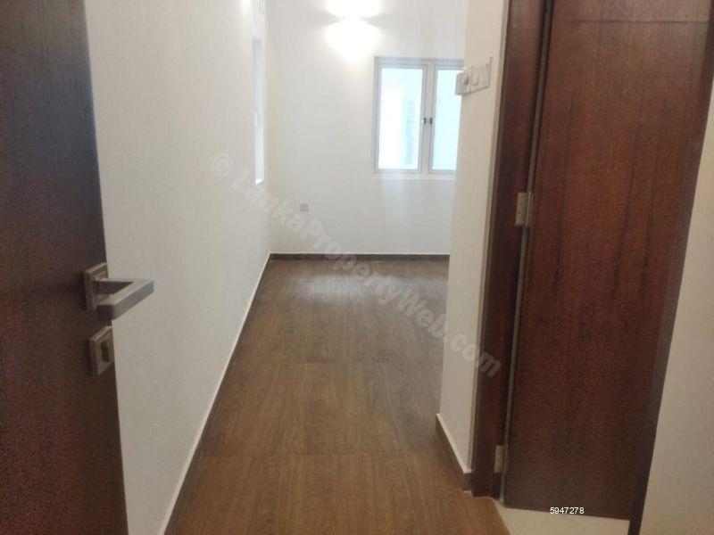 Apartment for sale in Colombo 9