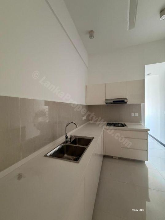 Kitchen - Apartment for sale in Nugegoda