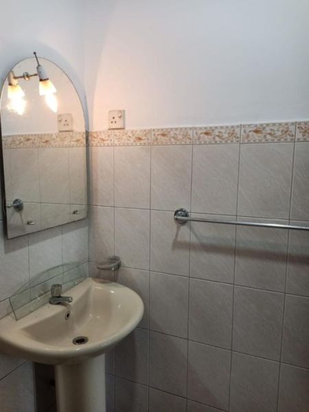Bathroom - For Lease Modern 04 Bedroomed Spacious Two Storey Villa Type House In The Heart Of Galle  | LH03723
