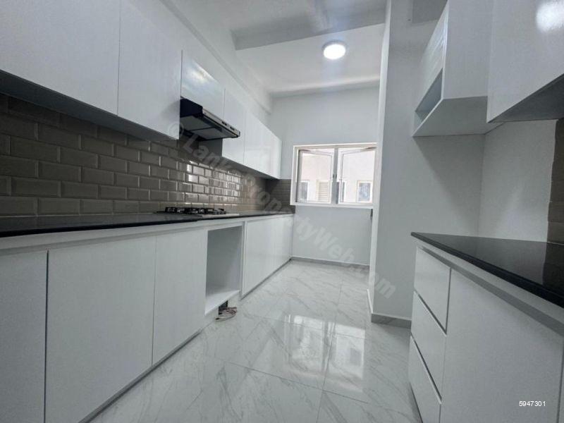 Kitchen - Apartment for sale in Colombo 9