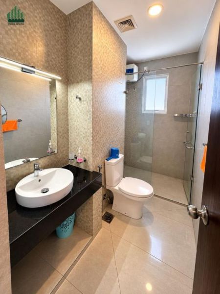 Bathroom - Your Ideal 3-Bedroom Home in Rajagiriya