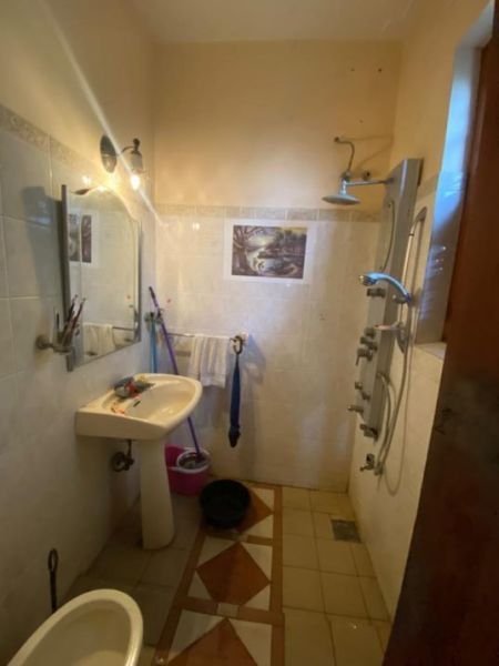 Bathroom -  5BR House for Sale in Wijerama, Nugegoda | LKR 125 Million (HS4928)