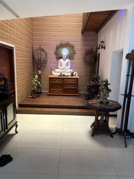 Living Room - Luxury 4BR house for sale in Colombo 3 