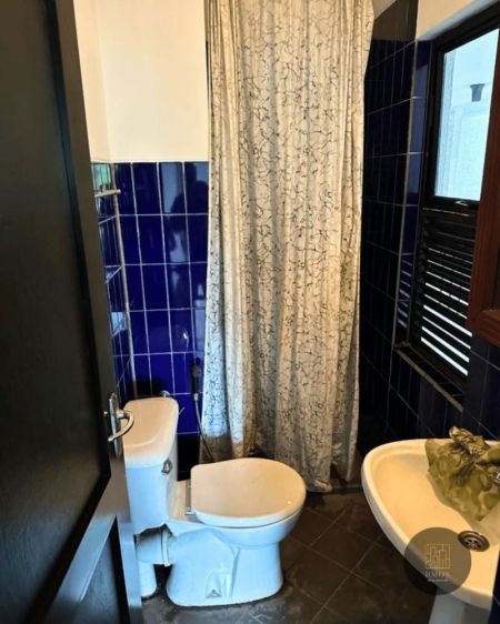 Bathroom - Duplex apartment for sale at Garton Residencies - Nugegoda 