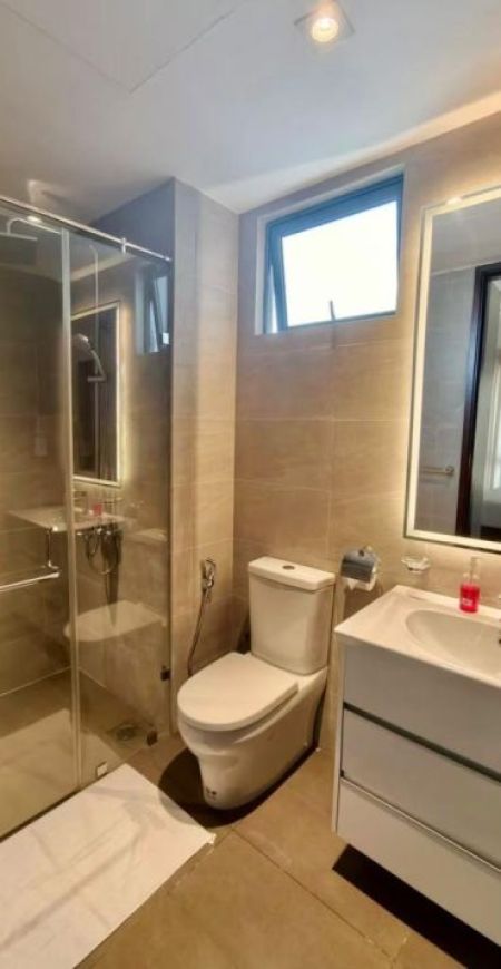 Bathroom - 2 Bedroom Apartment for Rent | Trizen, Colombo 02