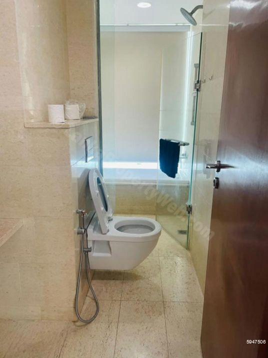 Bathroom - Apartment for rent in Colombo 3