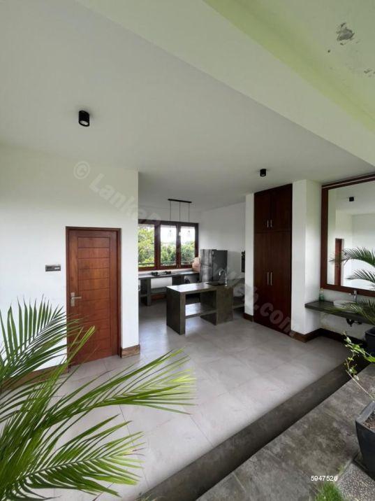 Apartment for rent in Colombo 5