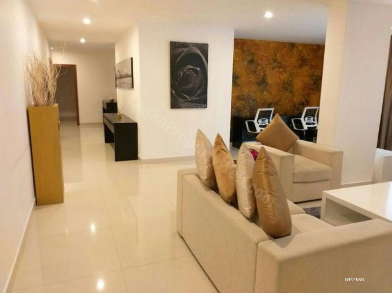 Living Room - Apartment for rent in Colombo 3