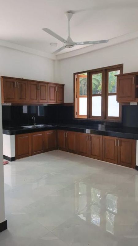 Kitchen - Brand New Luxury 4 Bedroom House Biyagama | LKR 36,000,000 (EM192RK)