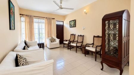 Living Room - House for rent in Colombo 3 