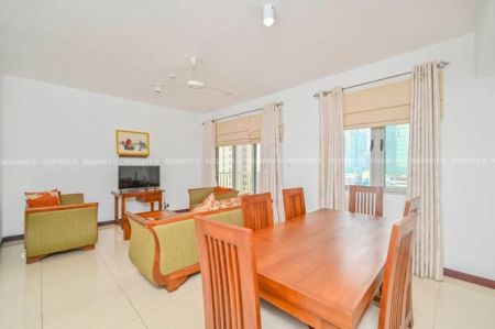 Dining room - ON320 3 Bed Apartment For Rent 