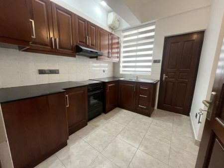 Kitchen - Very Clean 3 Bedroom Apartment in Colombo 03 For Foreigners | Best Deals from Sri Lanka’s TOP REALTOR, Romesh Angunawela