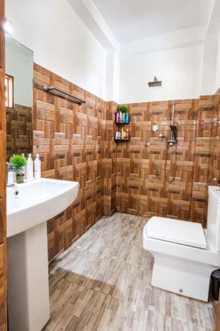 Bathroom - (AH273) Luxury House for Sale in Polgasowita