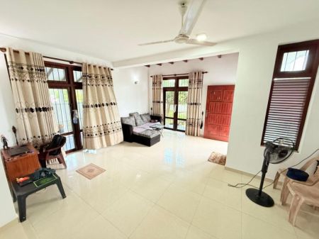 Living Room - (DH665) 4BR Three Storey House for Sale in Godagama