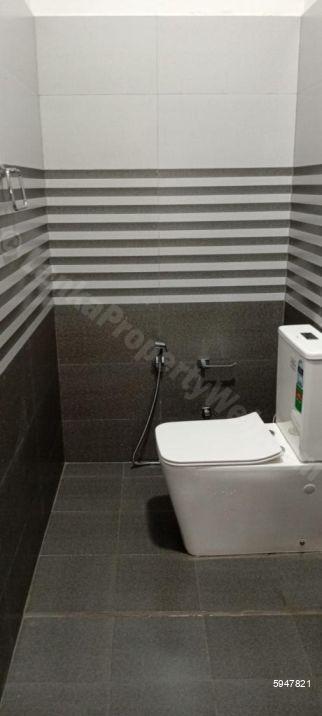 Bathroom - House for rent in Mulleriyawa