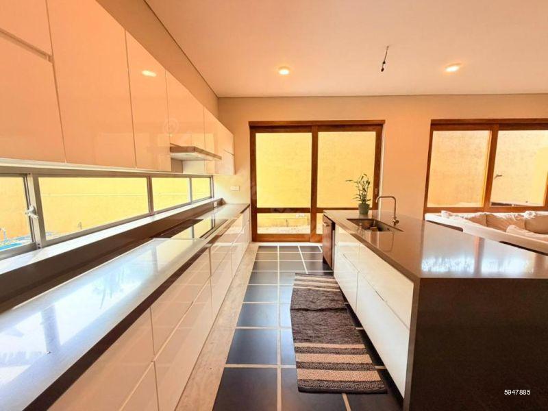 House for sale in Nugegoda