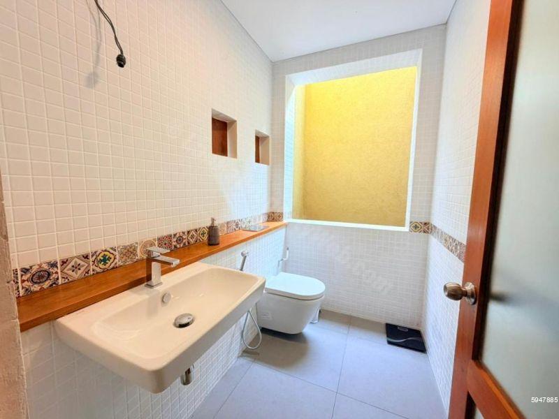 House for sale in Nugegoda
