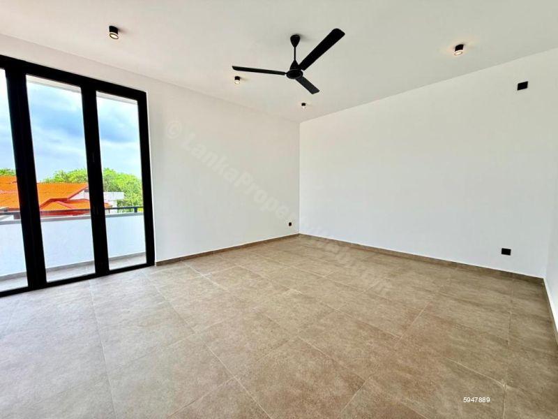 House for sale in Battaramulla