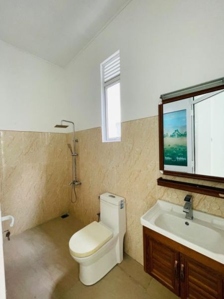 Bathroom - අංග සම්පූර්ණ නිවසක් luxury 