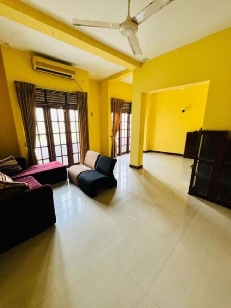 Living Room - Residential 5 Bedroom House for Sale in Nugegoda | LKR 160 Million (HS4939)
