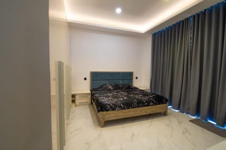 Bedroom - 3 Bedrooms Apartment for Rent in Colombo 3 - PDA105