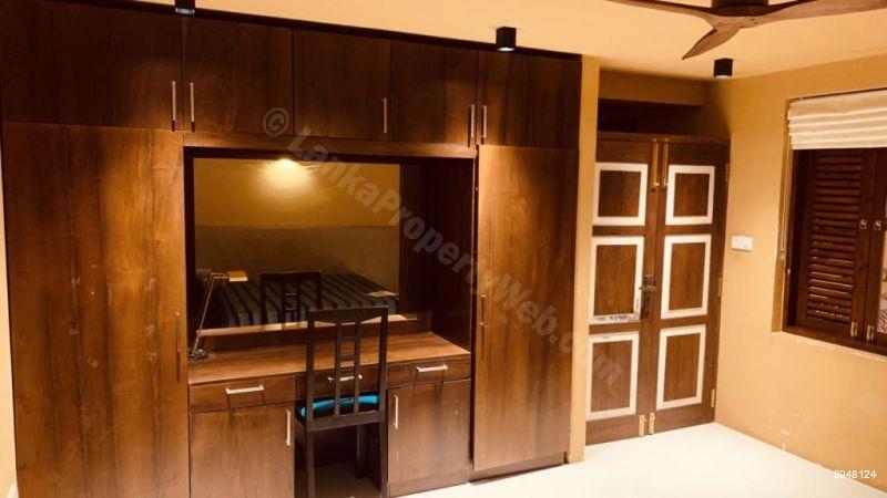 House for rent in Thalawathugoda