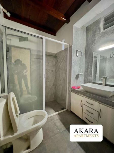 Bathroom - 19 Perches Furnished House for Sale - HL55412