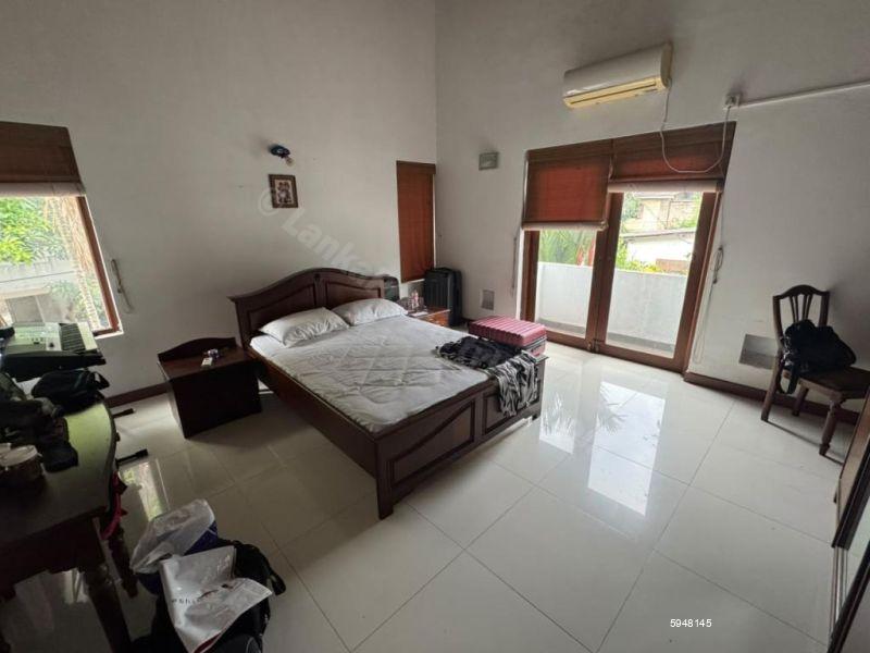 House for sale in Pita Kotte