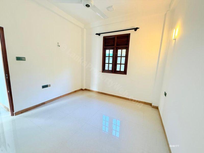 House for sale in Kottawa