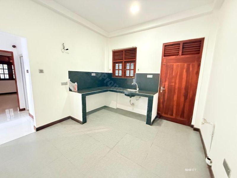 House for sale in Kottawa