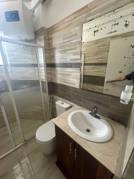 Bathroom - 🏢 Fully Furnished Apartment for Rent – Bambalapitiya