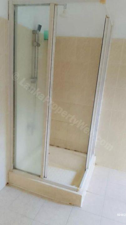 Bathroom - House for rent in Rathmalana