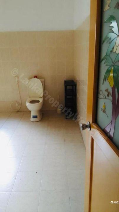 Bathroom - House for rent in Rathmalana