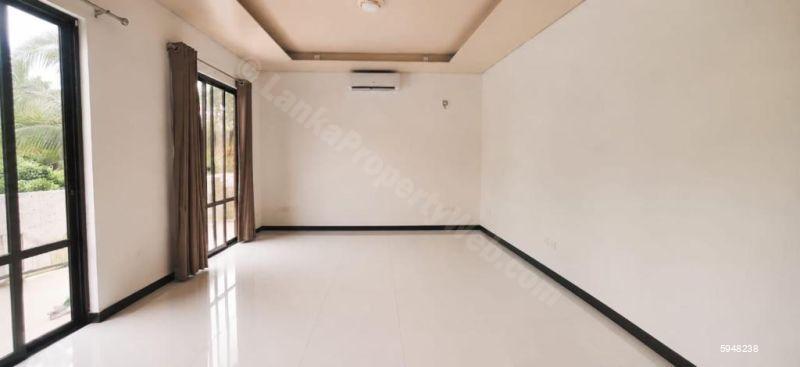 House for sale in Piliyandala