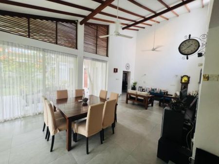 Dining room - (DR211) Luxury Fully Furnished Solar House for Rent in Kottawa