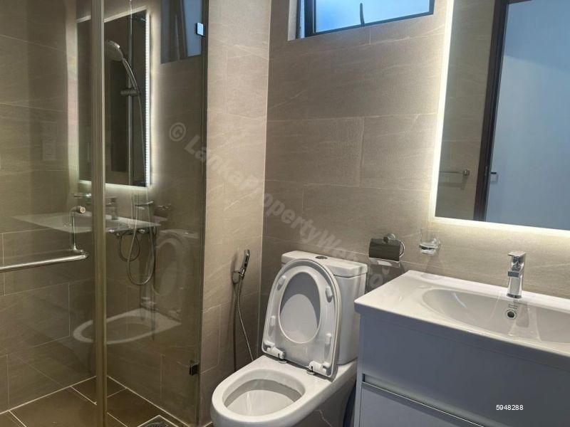 Bathroom - Apartment for rent in Colombo 2