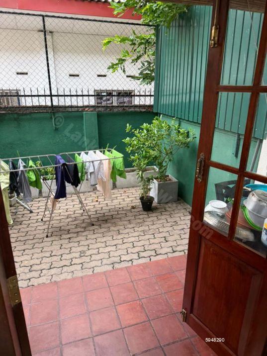Exterior - House for rent in Colombo 7